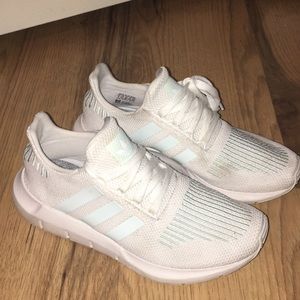 WOMENS ADIDAS swift run